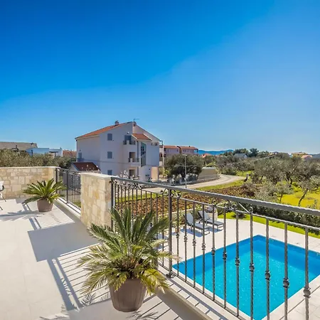 Villa Batana