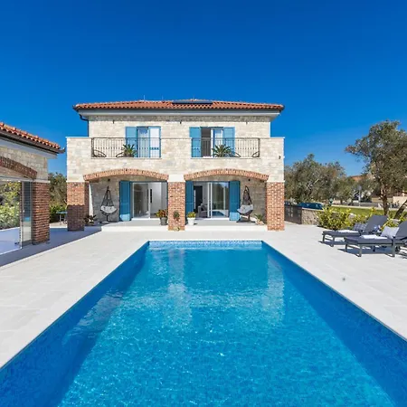 Batana Villa Sukosan