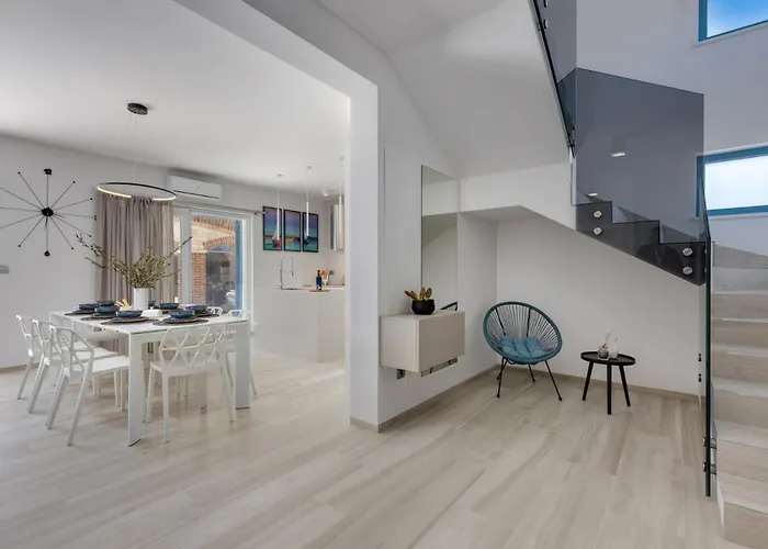 Вилла Batana Сукошан