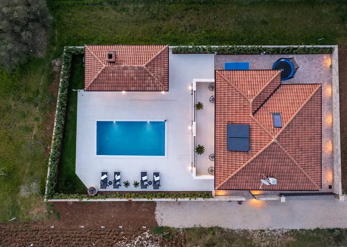 Batana Сукошан